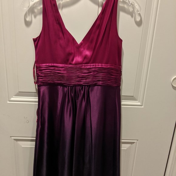 Beautiful two-toned cocktail dress - Picture 2 of 5